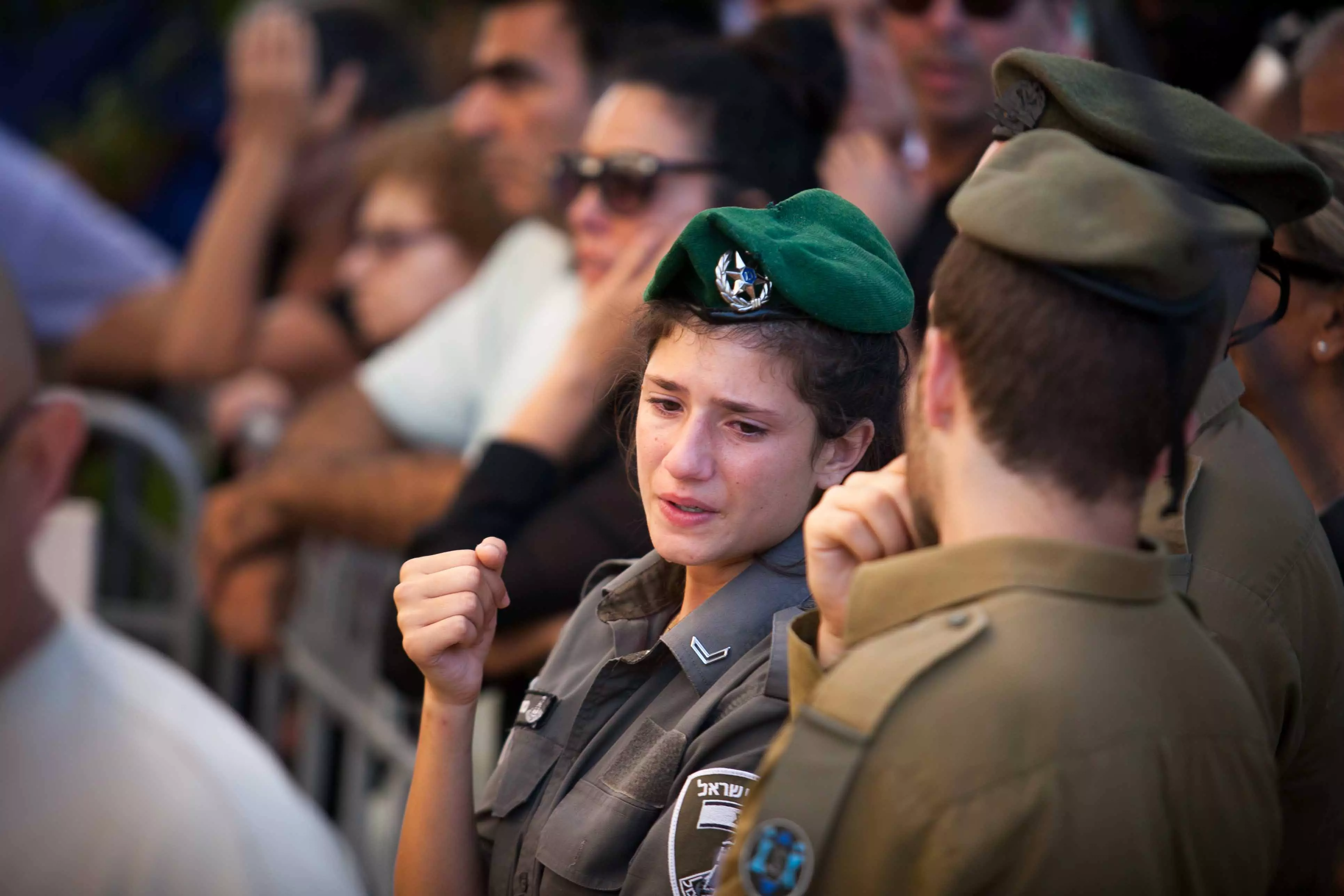 הלווייתו של סמל-ראשון עמית יאורי, שנפל במהלך מבצע צוק איתן, בבית העלמין הצבאי בהר הרצל, יולי 2014