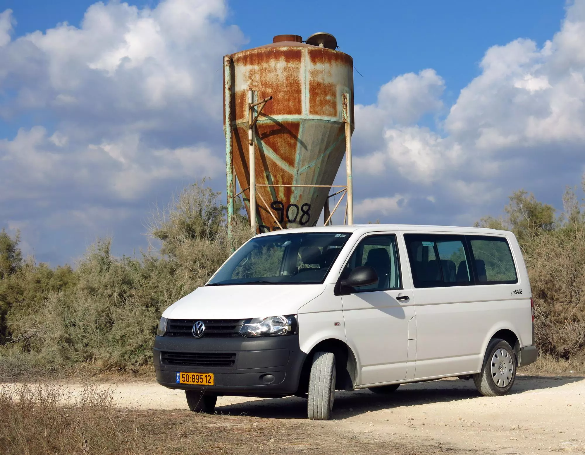 רכב עבודה מצוין וחסכוני, במבחר תצורות מרכב. תג המחיר גבוה מהמקובל בקטגוריה