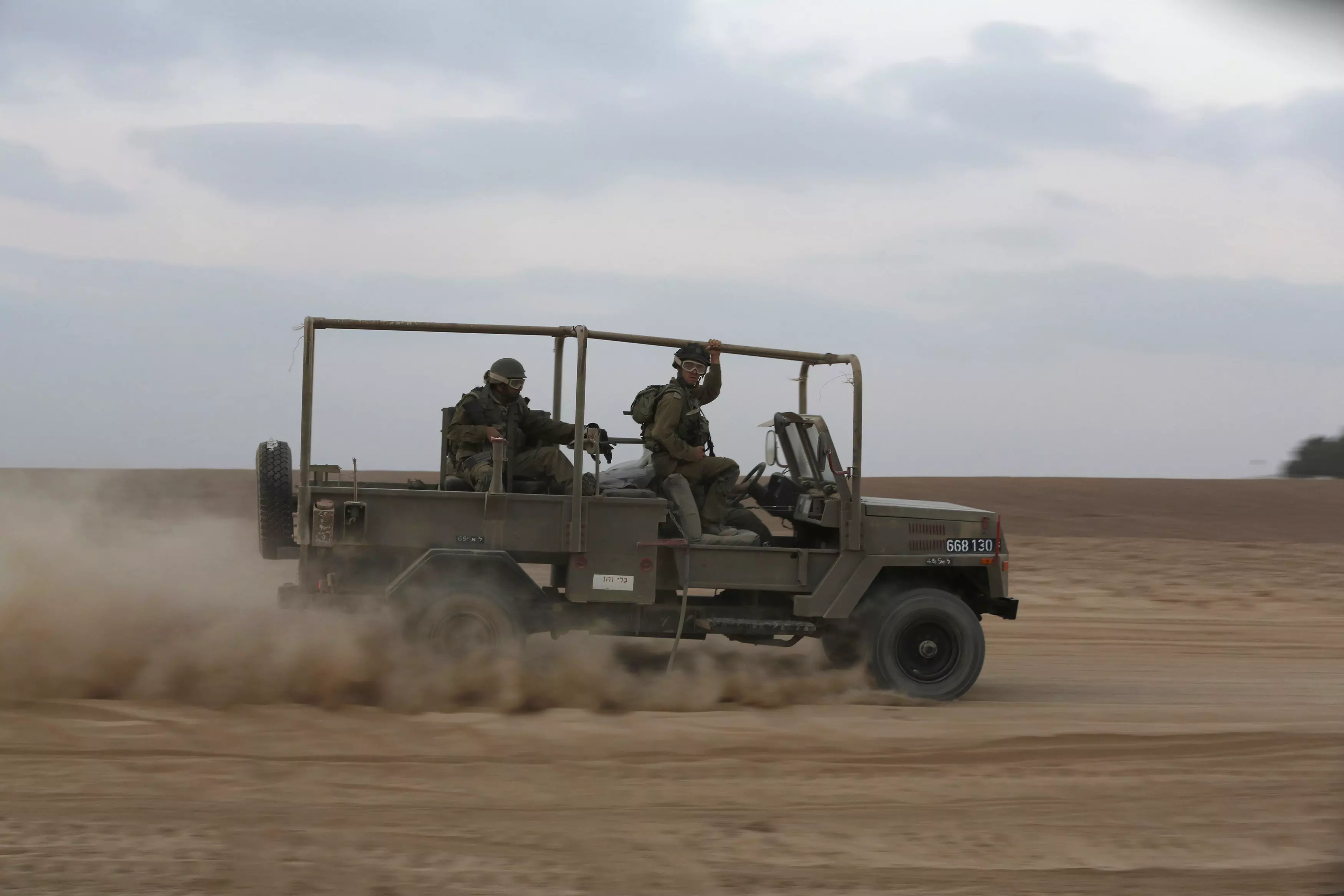 חיילים בגבול הרצועה בעת אירוע החדירה. הסיוע לא הגיע בזמן