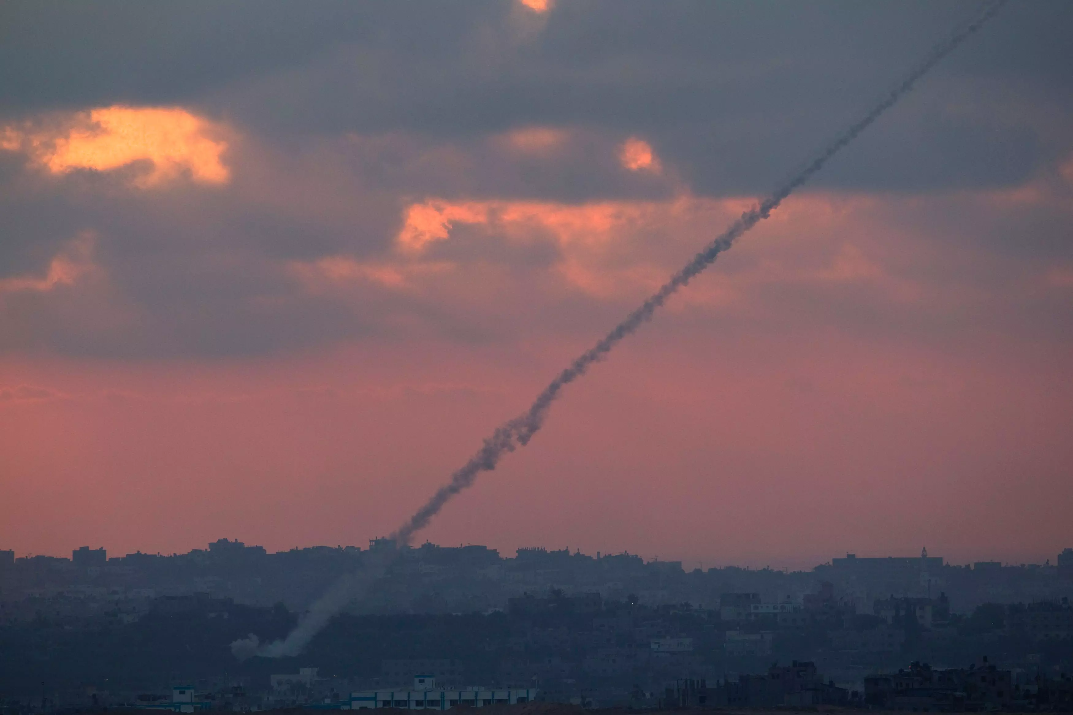 רקטה משוגרת לעבר ישראל במהלך "צוק איתן"