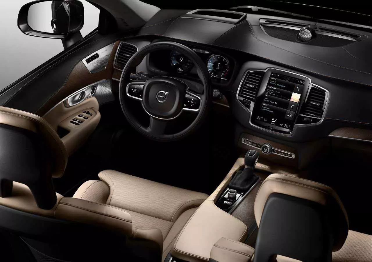 וולוו XC90