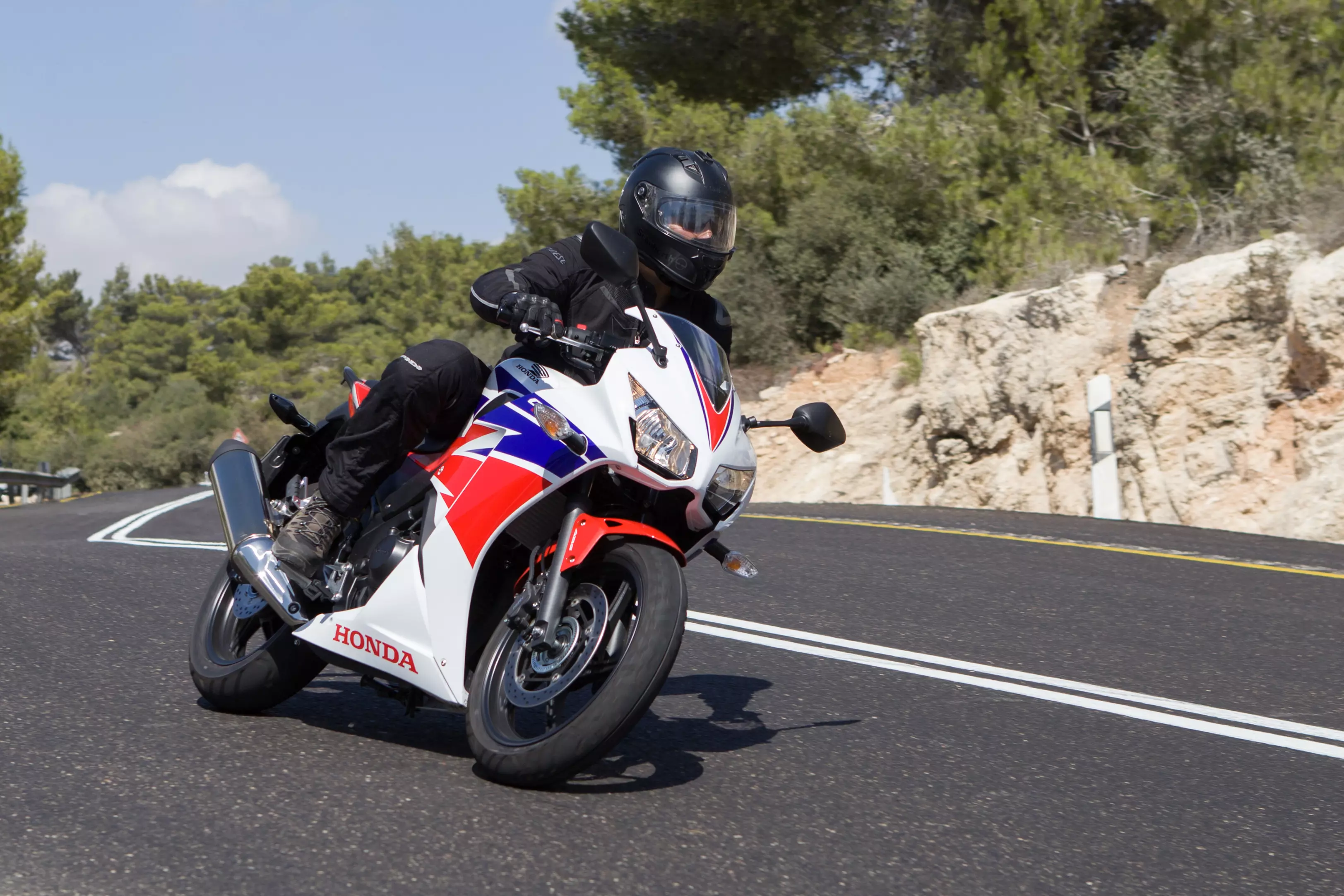 מבחן הונדה CBR  300 R