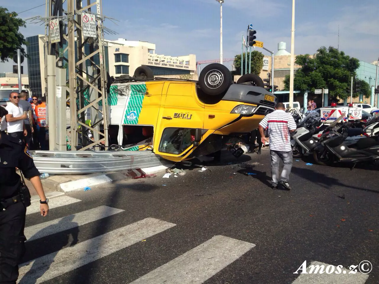 מונית השירות שהתהפכה בפתח תקווה