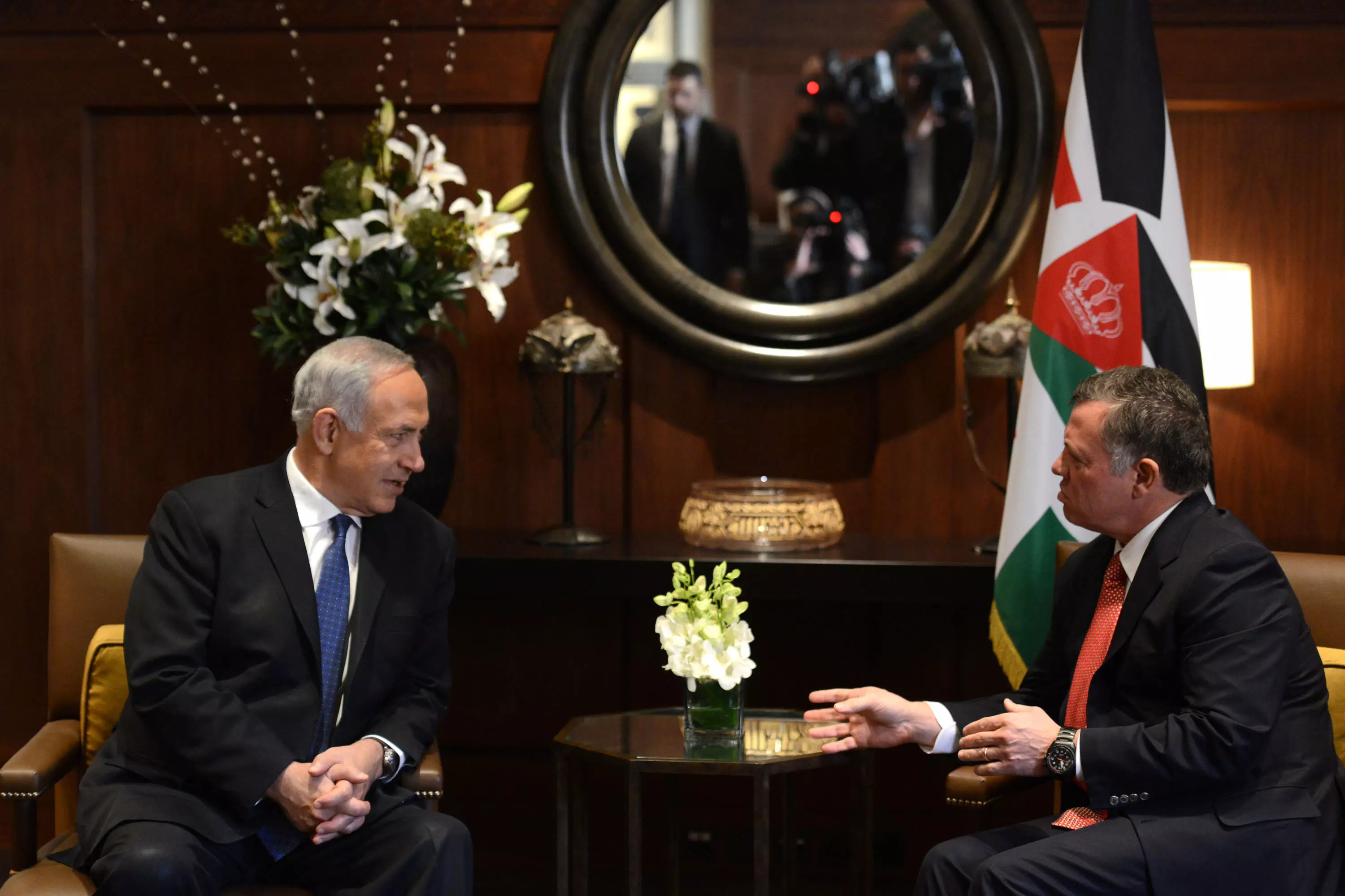ראש הממשלה נתניהו נפגש בעמאן עם מלך ירדן