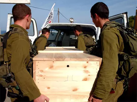העברת הגופות ללבנון