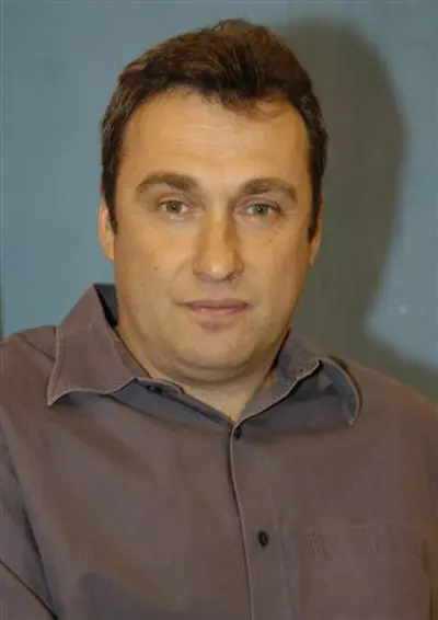 בלי סנטימנטים. גינזבורג