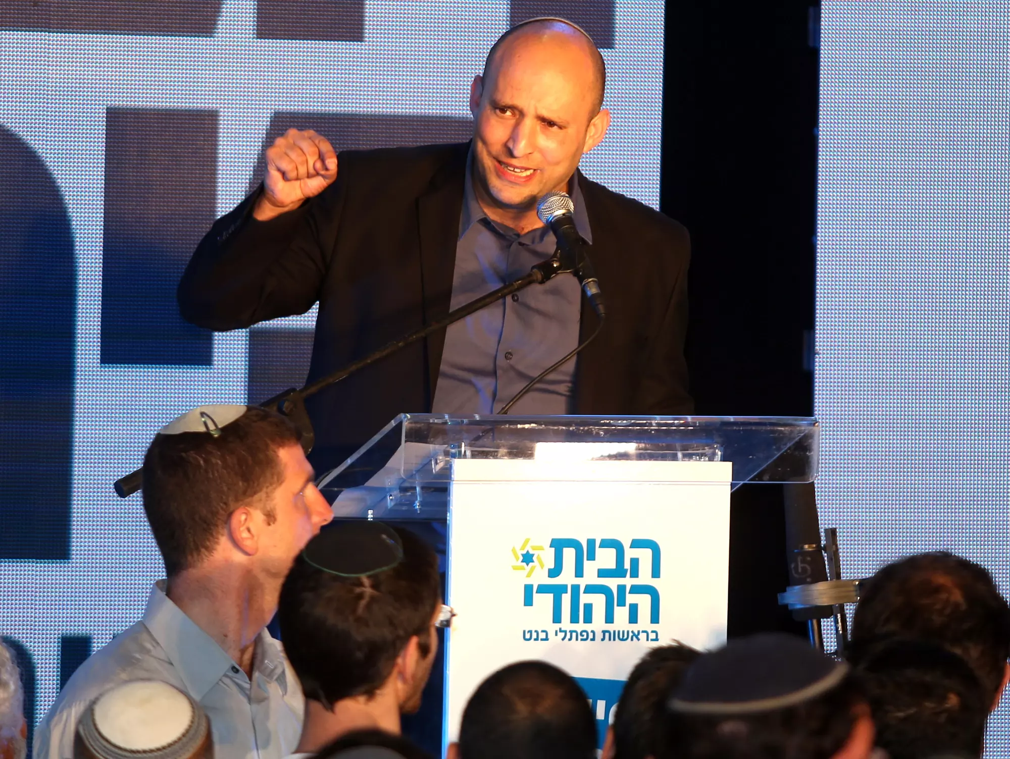 "אפשר לדפוק אותו, אבל הוא יבוא בתור חיה פצועה". נפתלי בנט