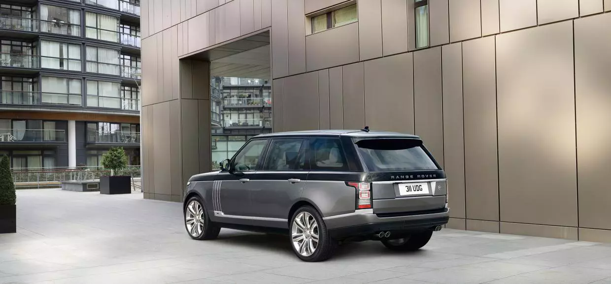 ריינג' רובר SVAUTOBIOGRAPHY