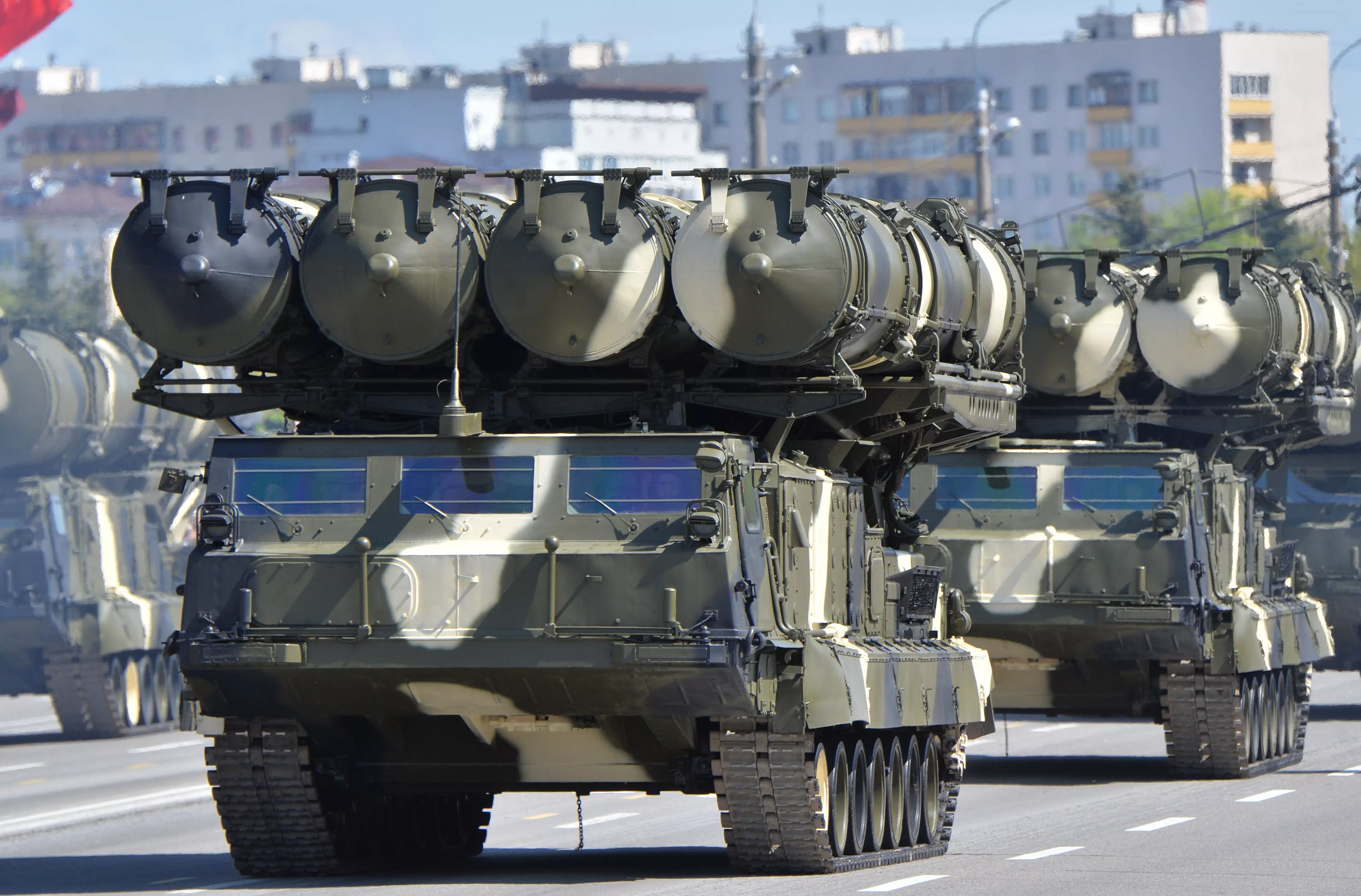 מערכת טילים מדגם S-300 במצעד צבאי  מוסקבה, מאי 2015