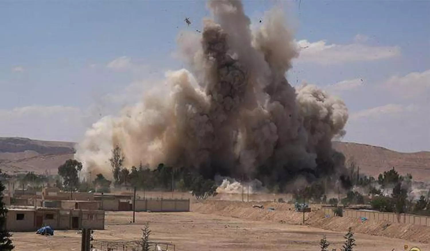פיצוץ עתיקות בחאלב על ידי ארגון דעאש