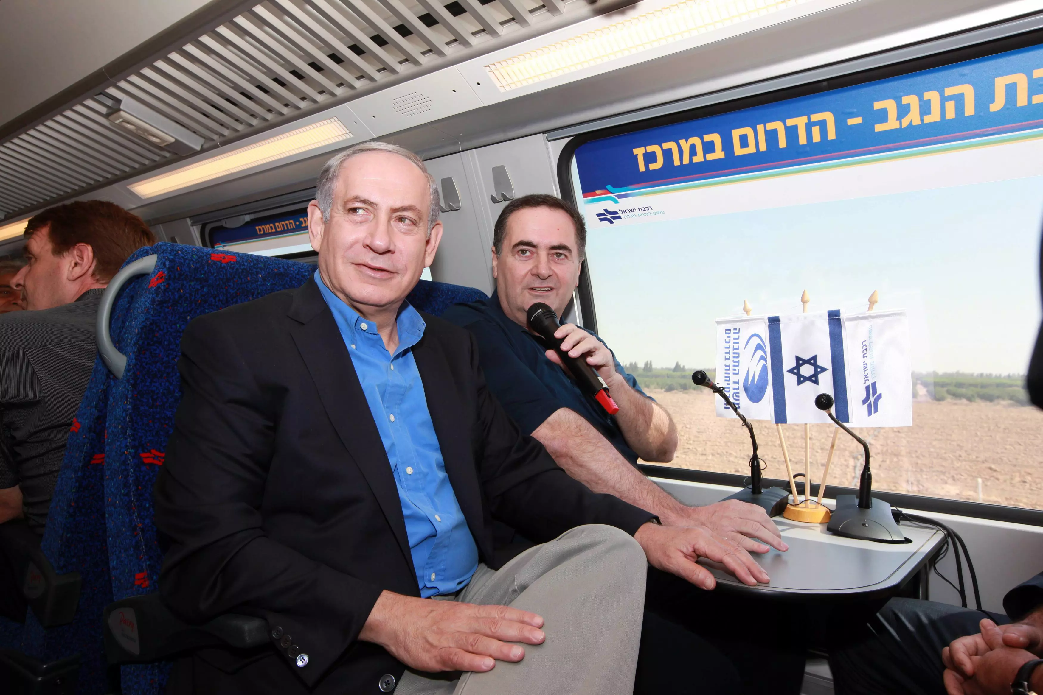 "כל האפשרויות מונחות על השולחן - כולל פיטורים". כץ ונתניהו, ספטמבר 2015