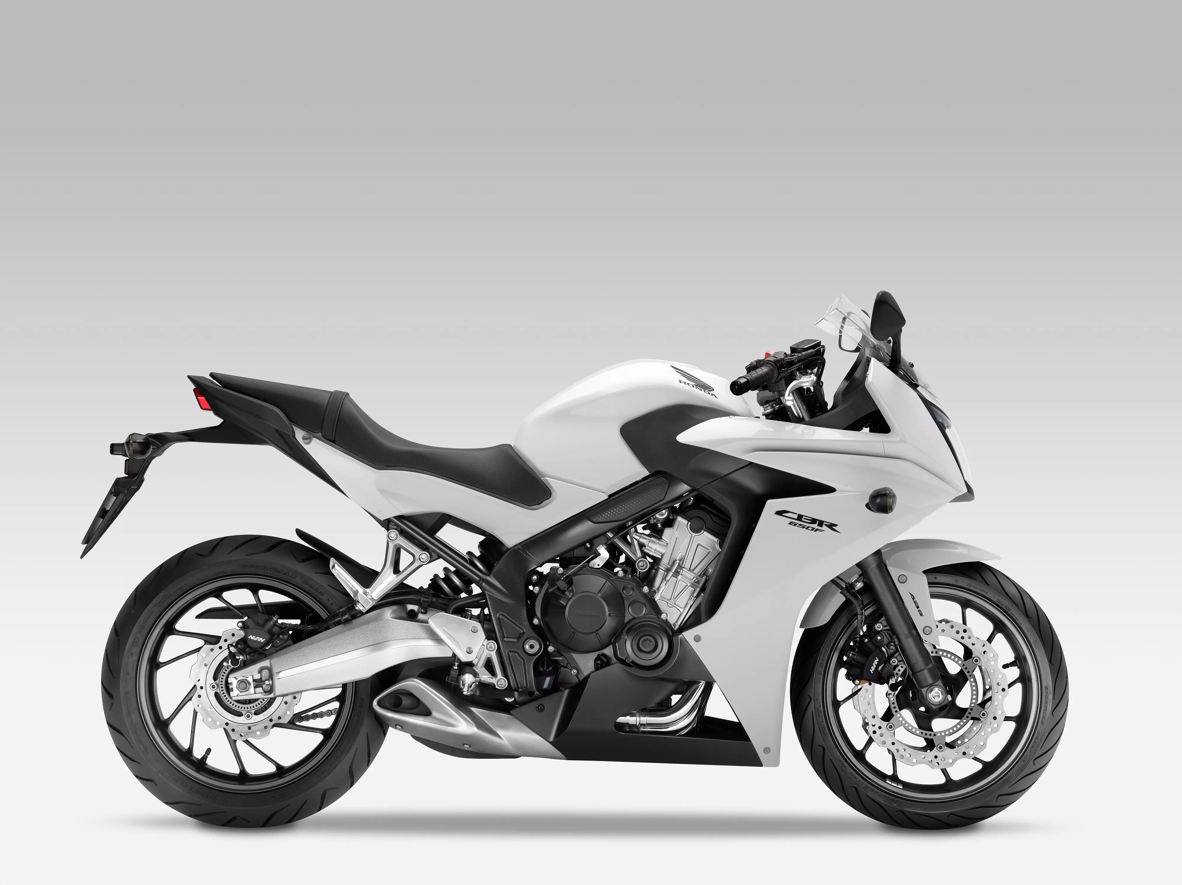 מבחן אופנוע הונדה CBR650F