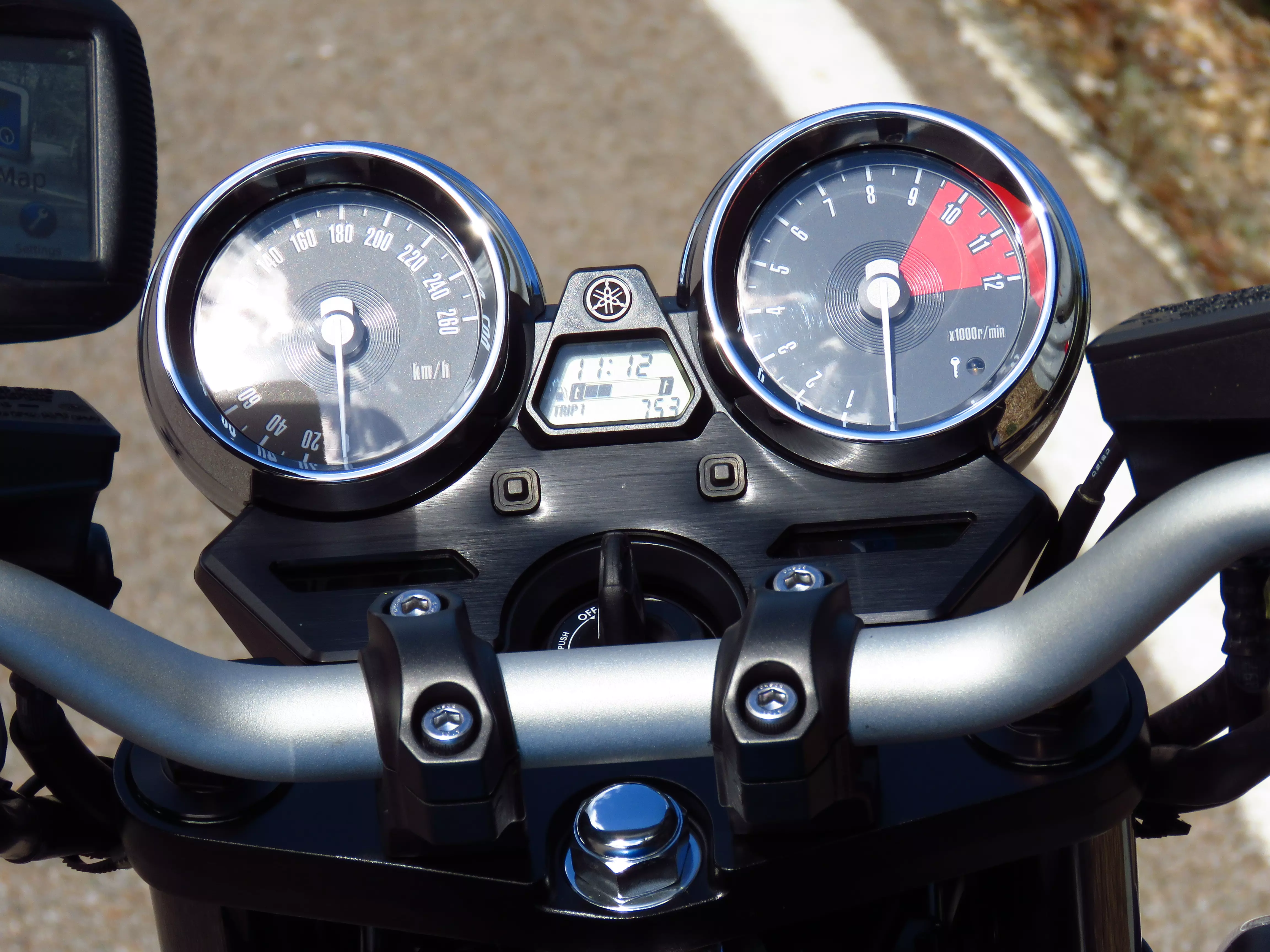 מבחן אופנוע ימאהה XJR1300. נובמבר 2015