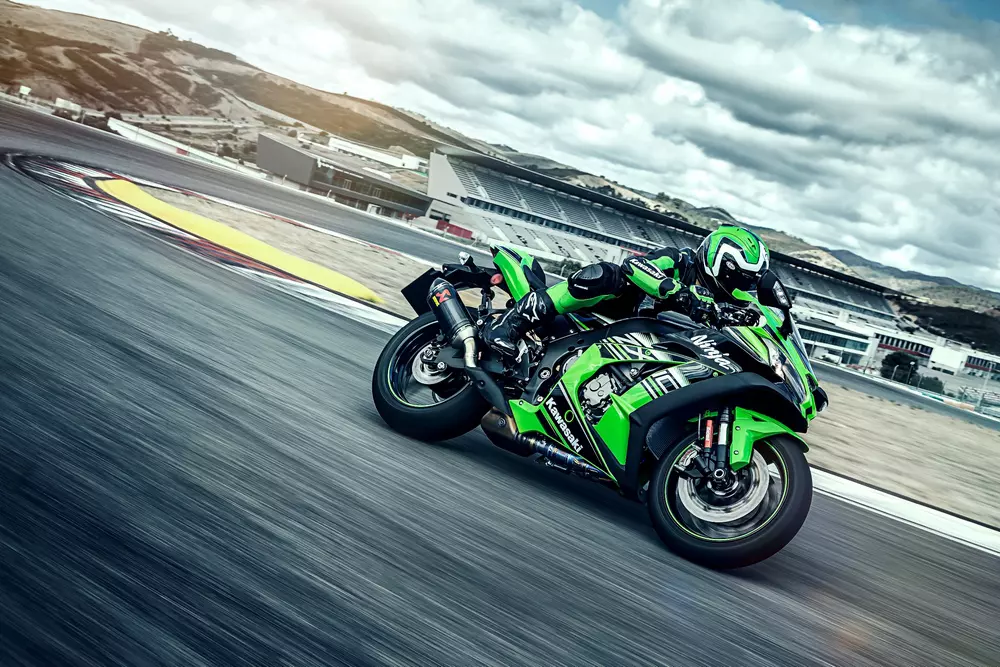 קוואסאקי נינג'ה ZX-10R