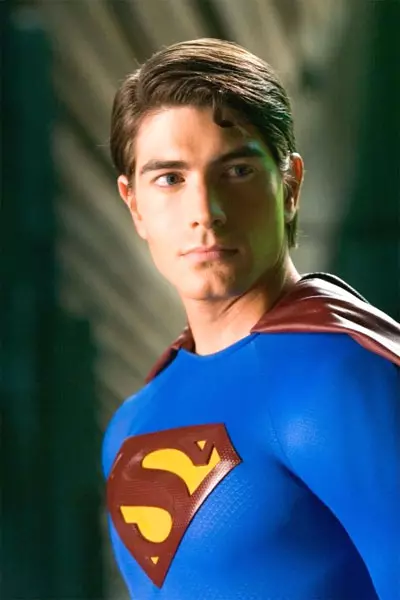 סופרמן חוזר, בגילומו של ברנדון רות'. הומוסקסואל?