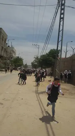 תלמידים רצים בשכונת שג'אעיה, היום
