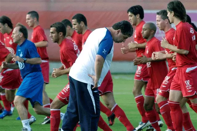 "משחקי אימון נועדו לבחון שחקנים". שום ושחקניו