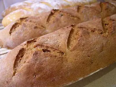 לחם שיפון מלא. מתכון בסוף הכתבה
