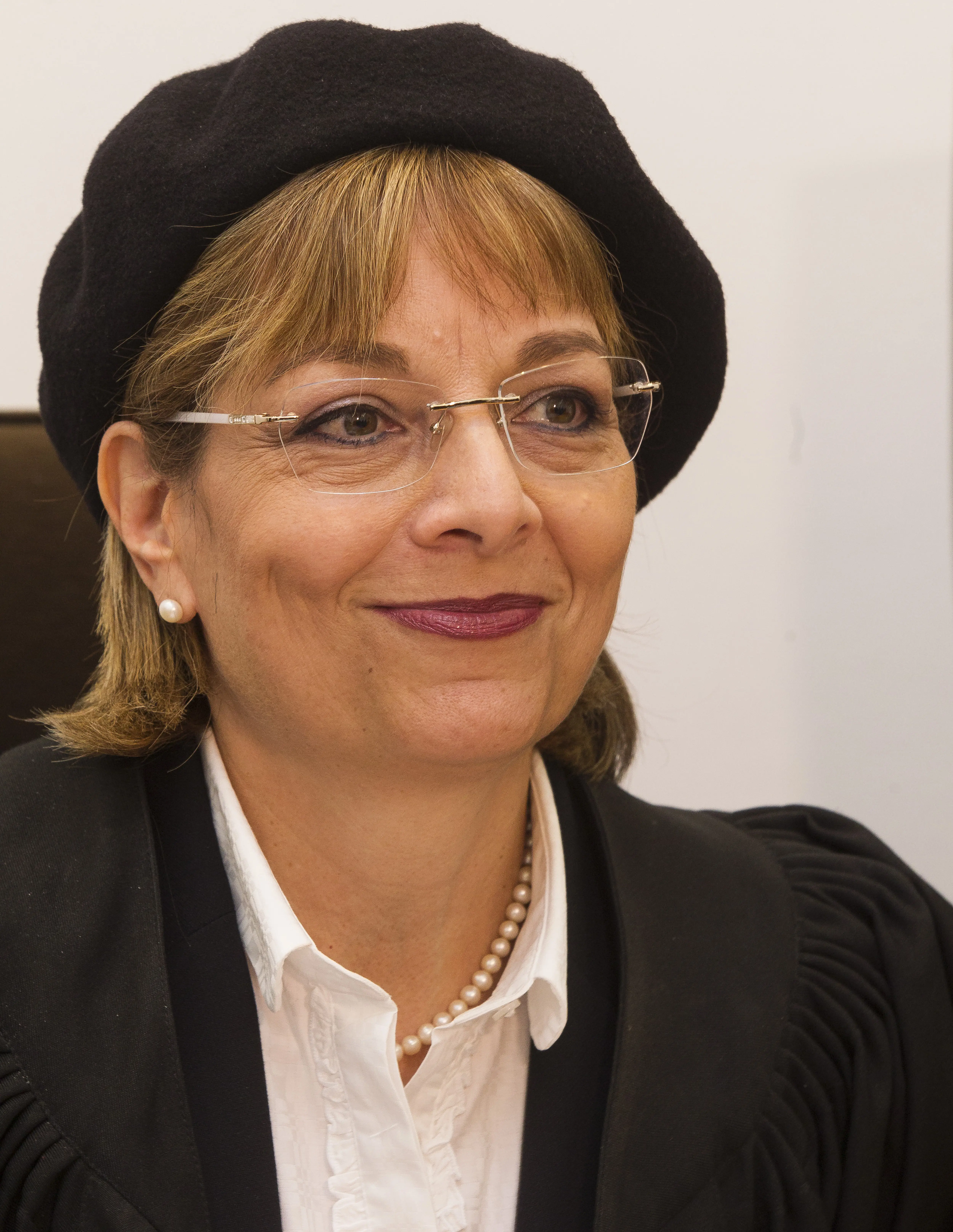 "במעין 'משפט שלמה' הוטלה עלינו המלאכה להכריע מי היא אימו". שופטת בית המשפט העליון, יעל וילנר