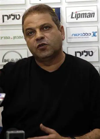 מצבה של הפועל פ"ת לא מוצא חן בעיניו. דלל