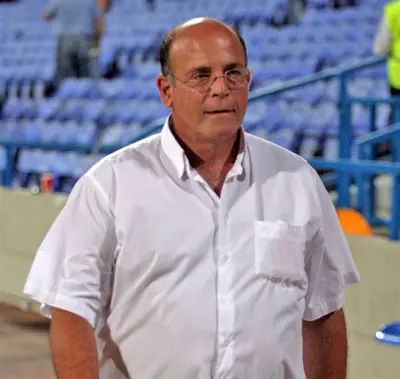 "דלל ואלעד קרובים להגיע להבנה". שחר
