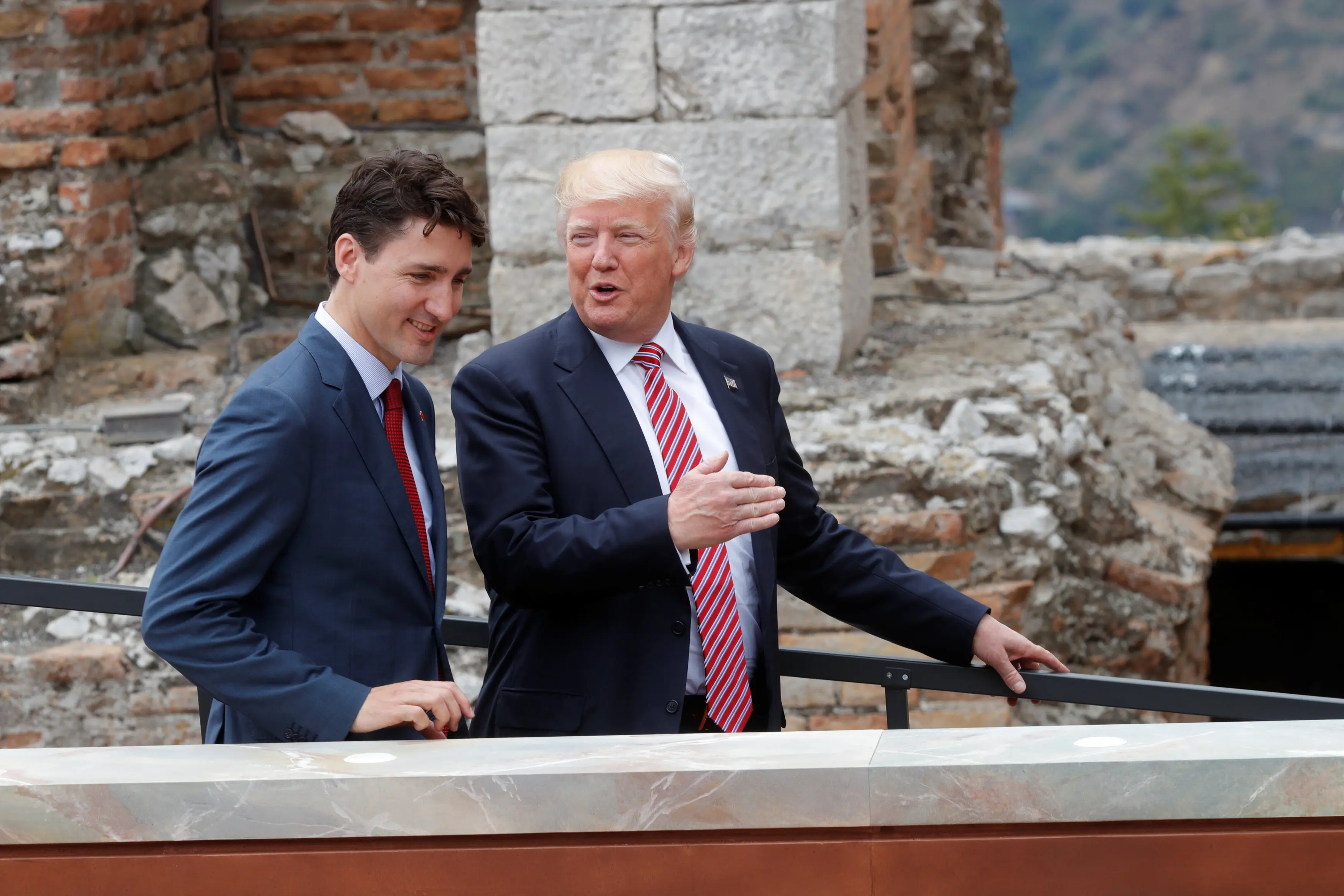 טראמפ וראש ממשלת קנדה טרודו, היום