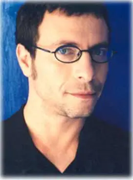 עיוור בלב ים, או אלינור בביצוע חם? ערן צור