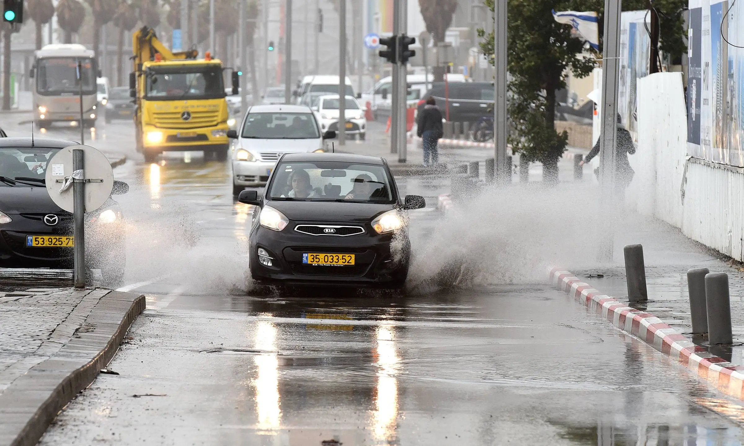 רחוב מוצף בתל אביב, אתמול