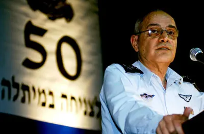 חלוץ. שיטרית: אם כל קצין יידע שיערפו את ראשו על כל טעות שיעשה בטרם בדיקה, זה יהיה הסוף לראש הגדול בצה"ל