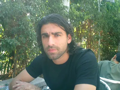 החברים עושים את העבודה. נכטיילר
