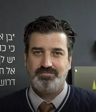 "איכות ומקצוענות ללא רבב". אבי בודוק, מנכ"ל ובעלי אבירים יזמות ובניה