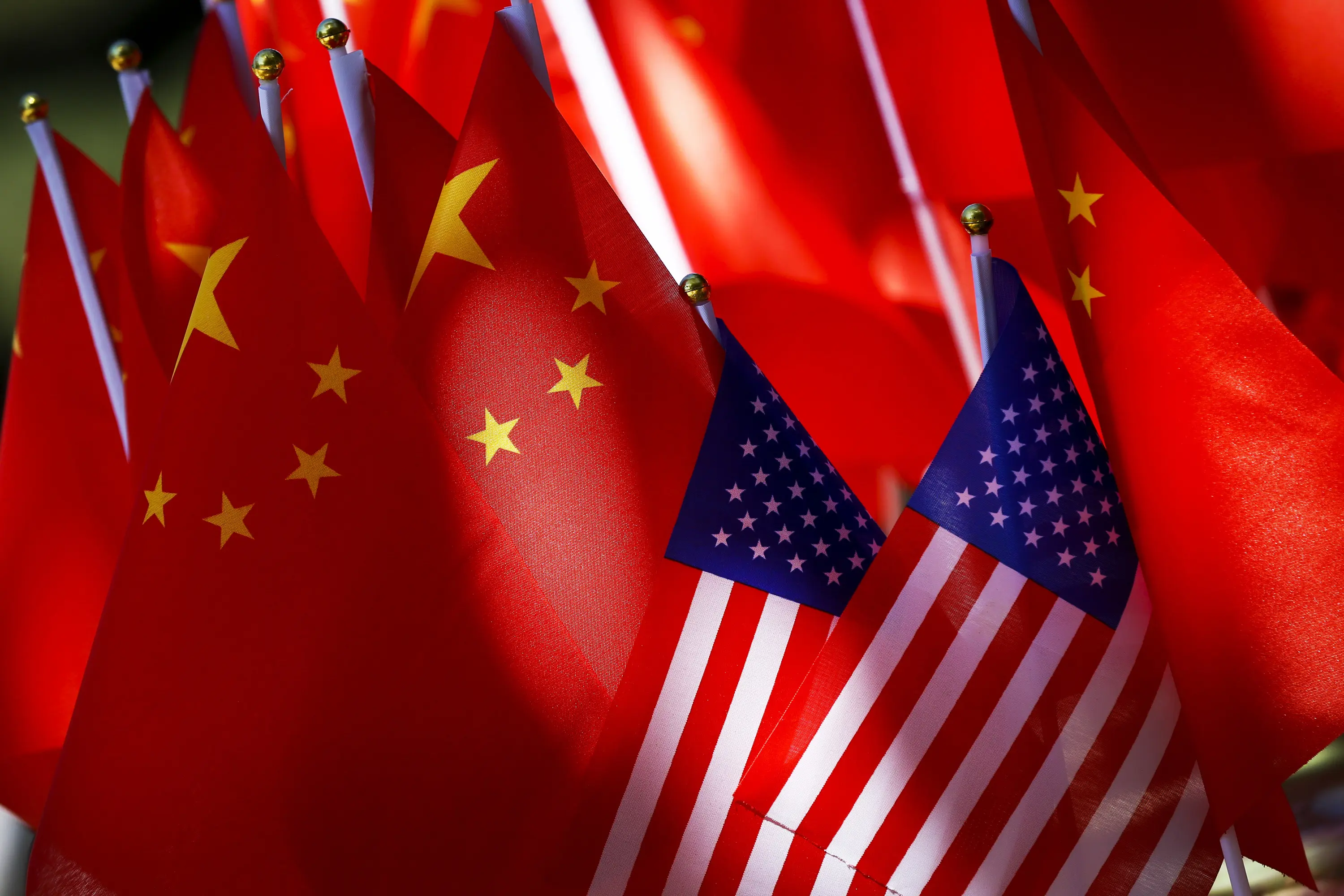 דגלי ארצות הברית וסין