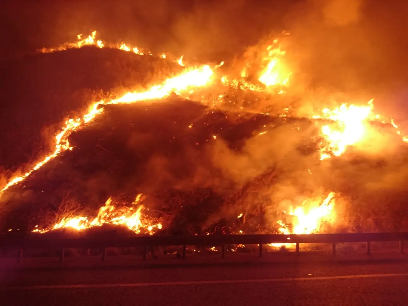 שריפה באזור המושבה מנחמיה, 25 מאי 2019