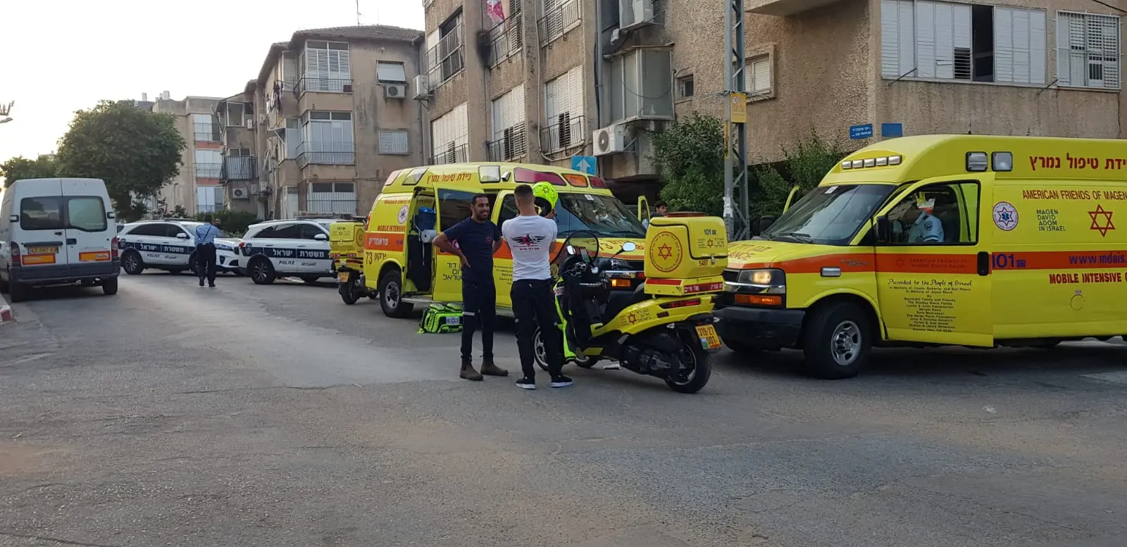 אישה בת 65 נדקרה בבני ברק, ככל הנראה על ידי בנה, 27 ביולי 2019