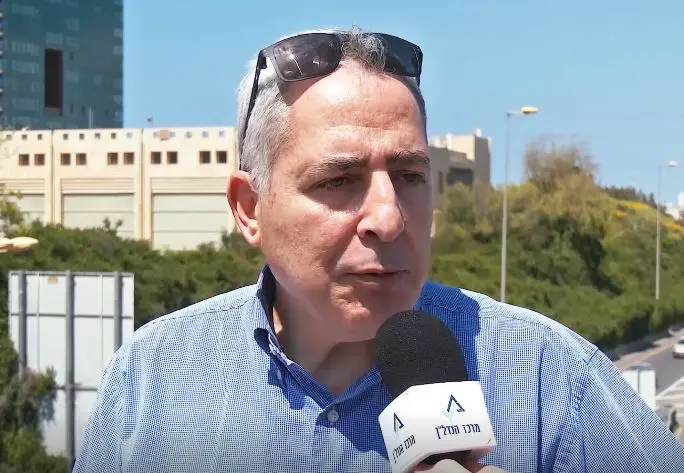 עו"ד צבי שוב