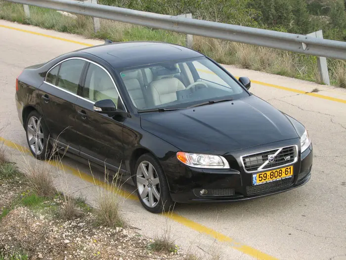 מבחן וולוו S80 V8