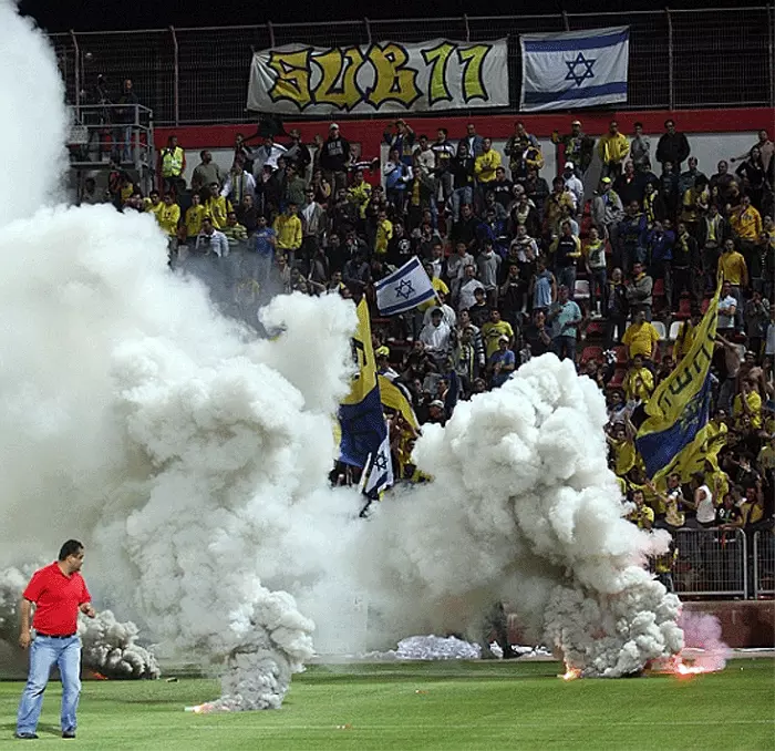 הלב הולם, האדרנלין זורם, הרציונליות מתפוגגת. מה קורה לילדים במגרש הכדורגל?