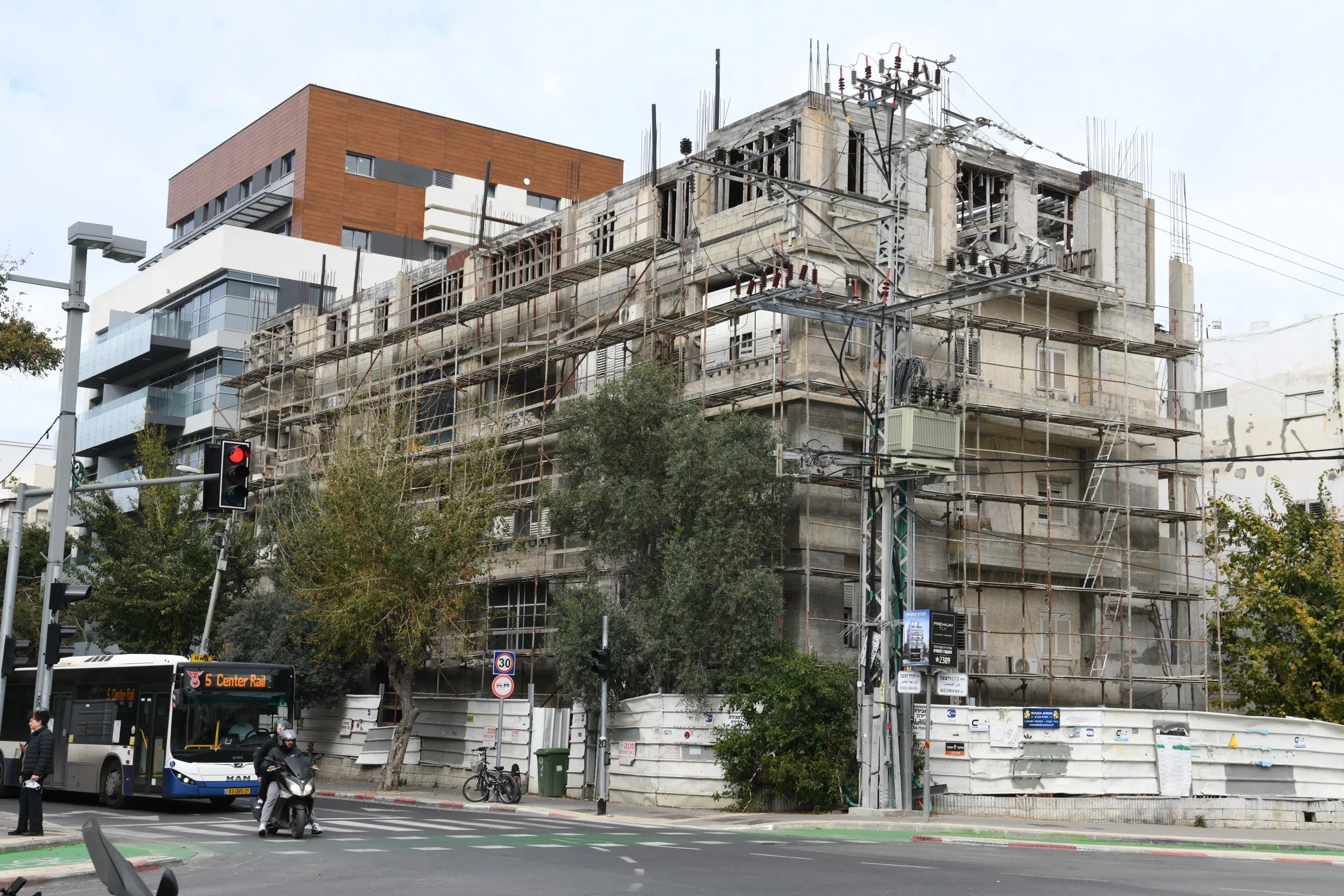בניין עם פרויקט תמ"א שנתקע ברחובות יהודה המכבי-ויצמן בתל אביב