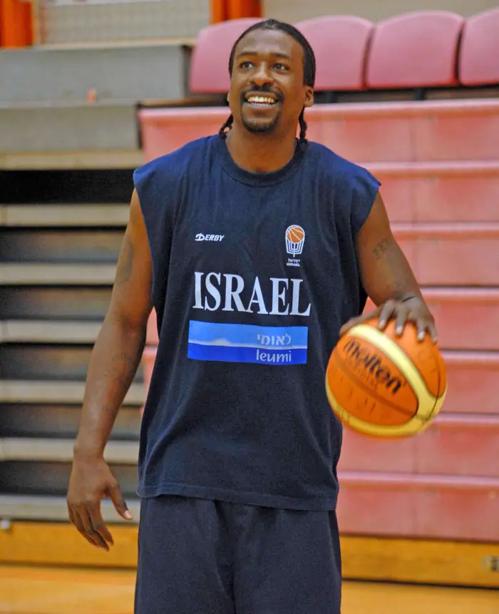 שמח להיות בנבחרת. רוברטס