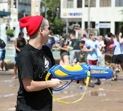 שוברים את החמסין בכיכר רבין