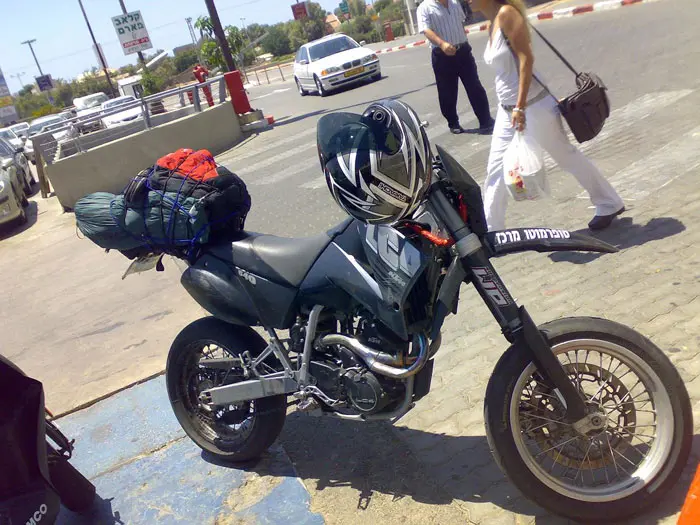 KTM 640