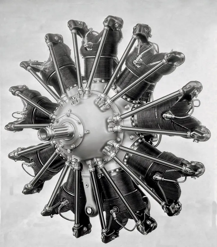 מנוע הכוכב הראשון שפיתחה ב.מ.וו שבר שיאי טיסה שונים