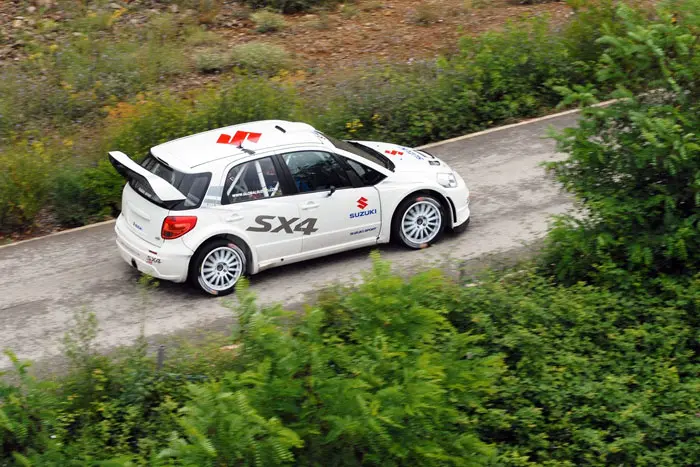 סוזוקי SX4 WRC