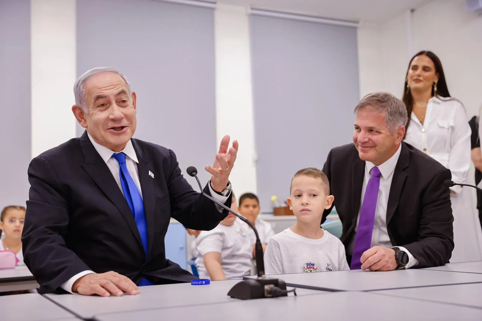 ראש הממשלה בנימין נתניהו ושר החינוך יואב קיש, פתיחת שנת הלימודים תשפ״ד ,בית הספר היסודי אלמוג בעיר מעלה אדומים, 1 בספטמבר 2023