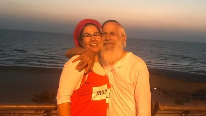 מירי וצבי.7 ילדים ו-28 נכדים