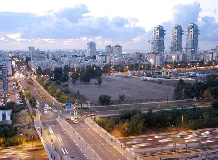 ומה עם הכניסה לת"א?