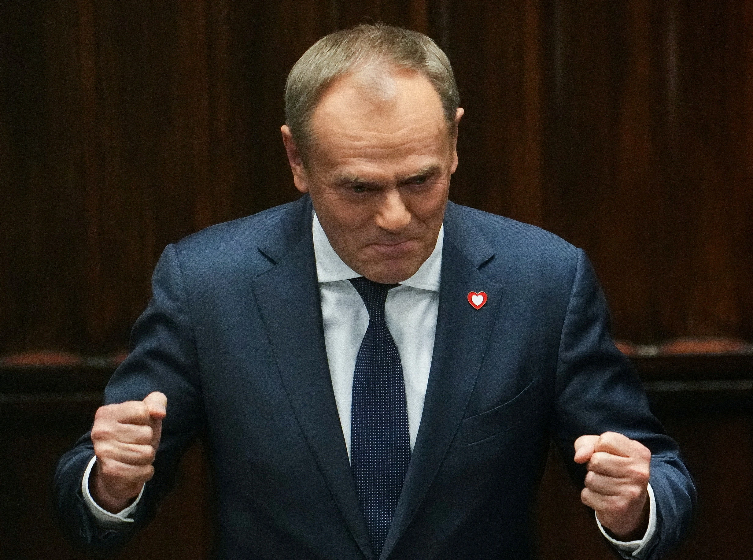 דונלד טוסק מגיב להצבעת האמון של הפרלמנט של פולין במועמדותו לראשות הממשלה, 11 בדצמבר 2023