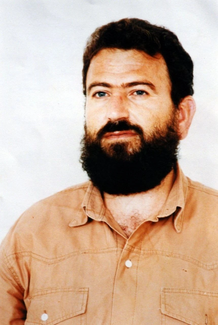תמונה מימיו של עארורי בכלא בישראל, משנת 2000