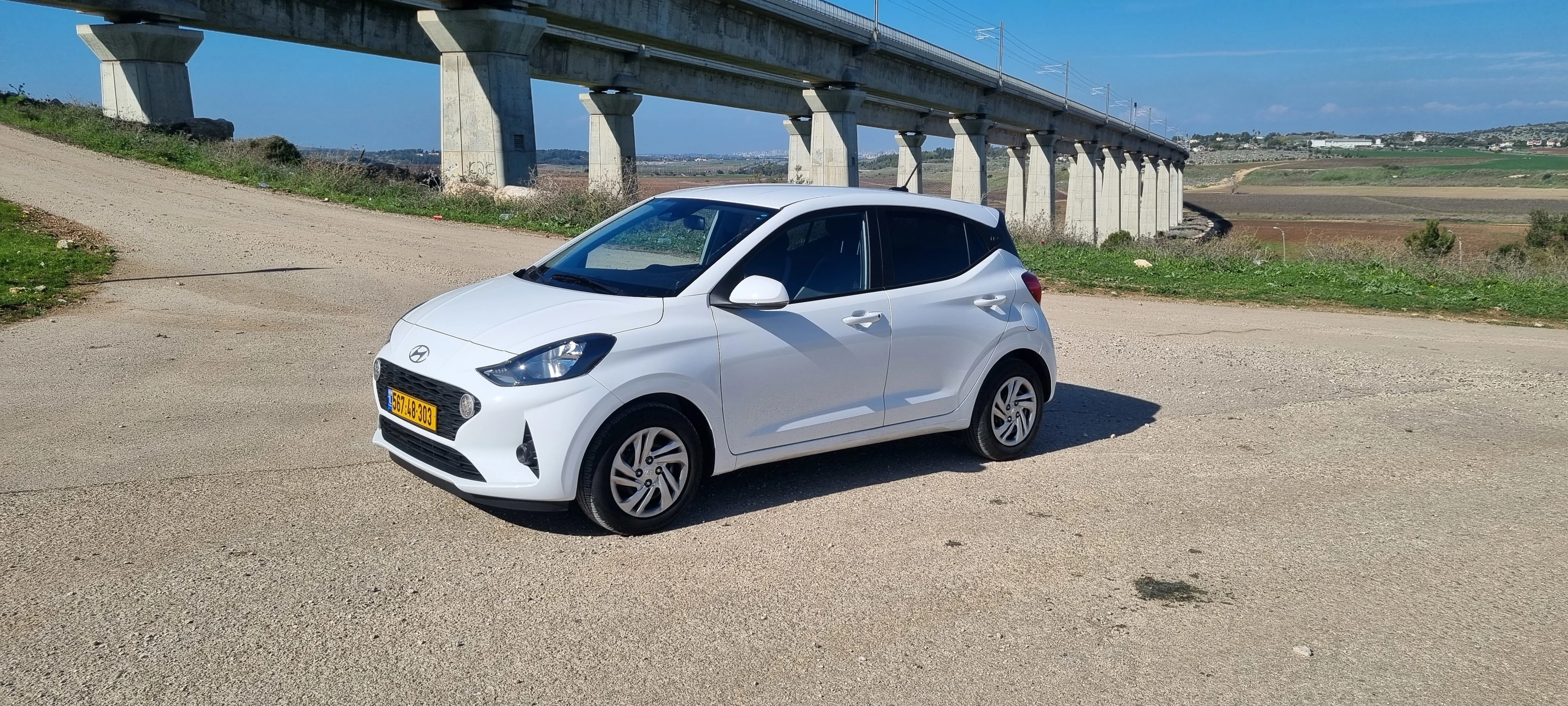 i10