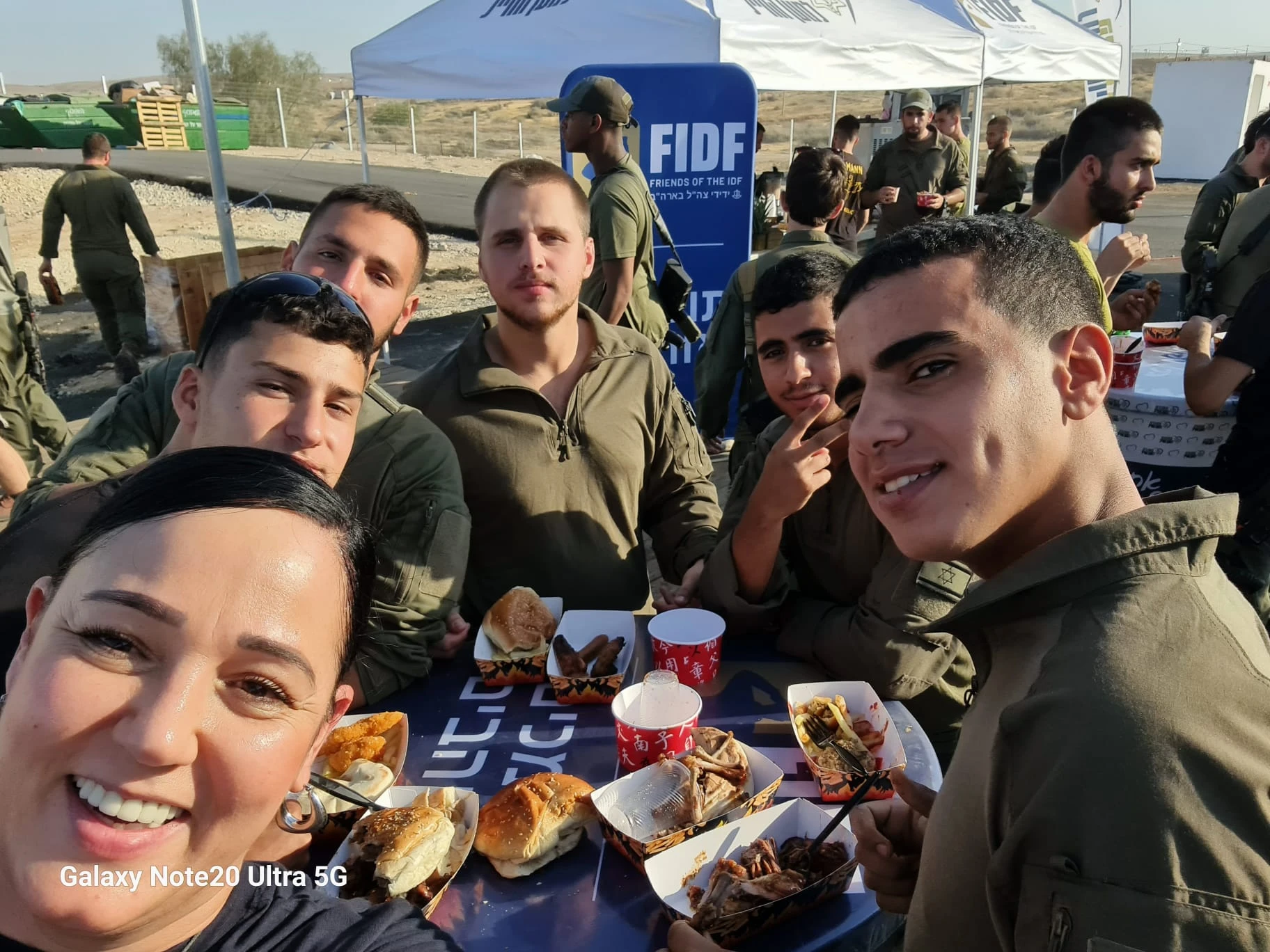 האגודה למען החייל סניף דרום משמחים את חיילי צה״ל